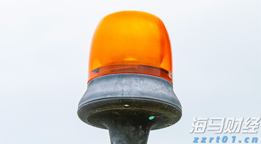 A股收评 | 三大利好推动市场！沪指稳守3600点 海南自贸区概念热潮涌动
