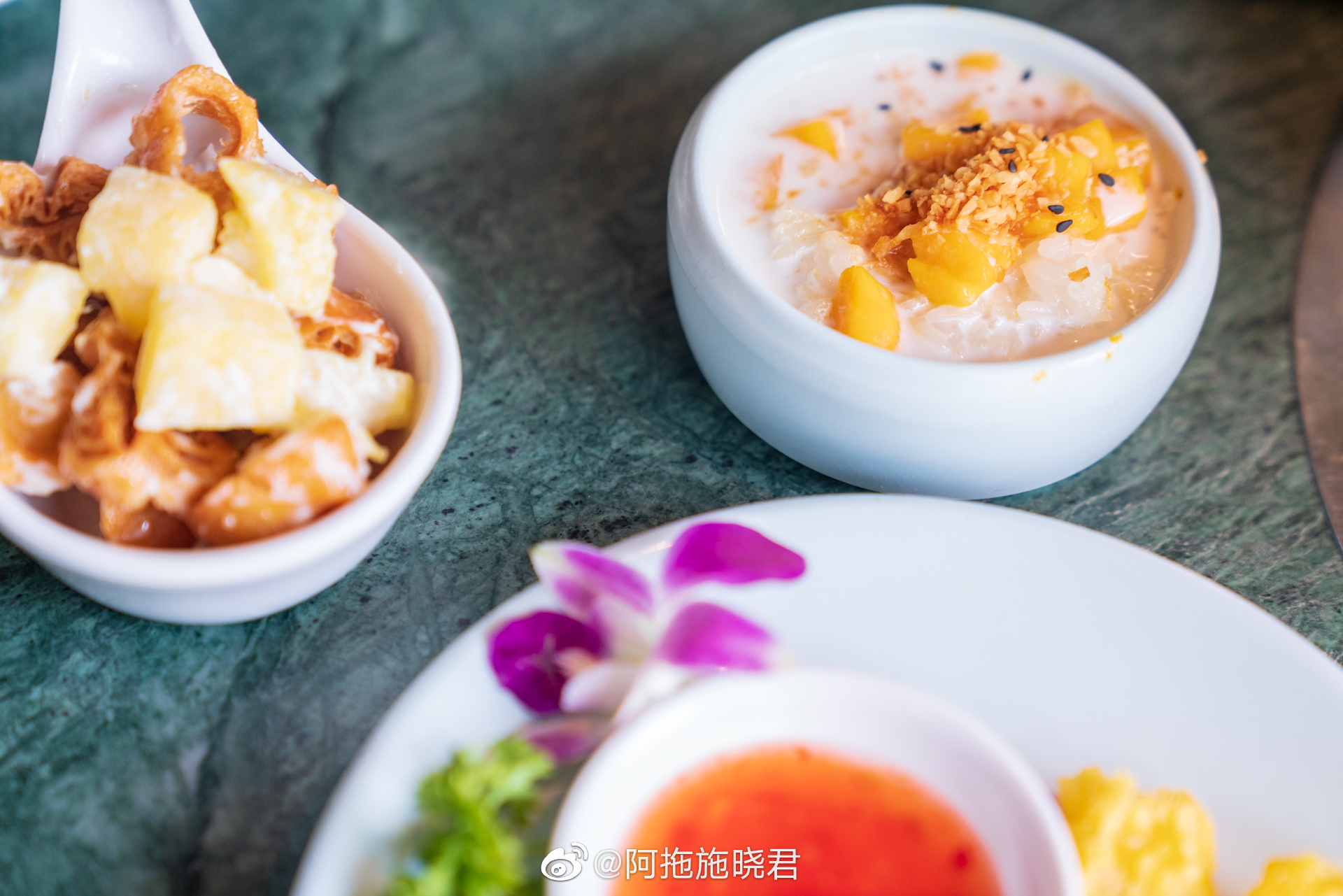 财报前瞻 | 星巴克(SBUX.US)业绩预期频遭下调，“重返战略”为救命稻草